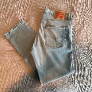 Levi's Classic Light Blue Straight Jeans